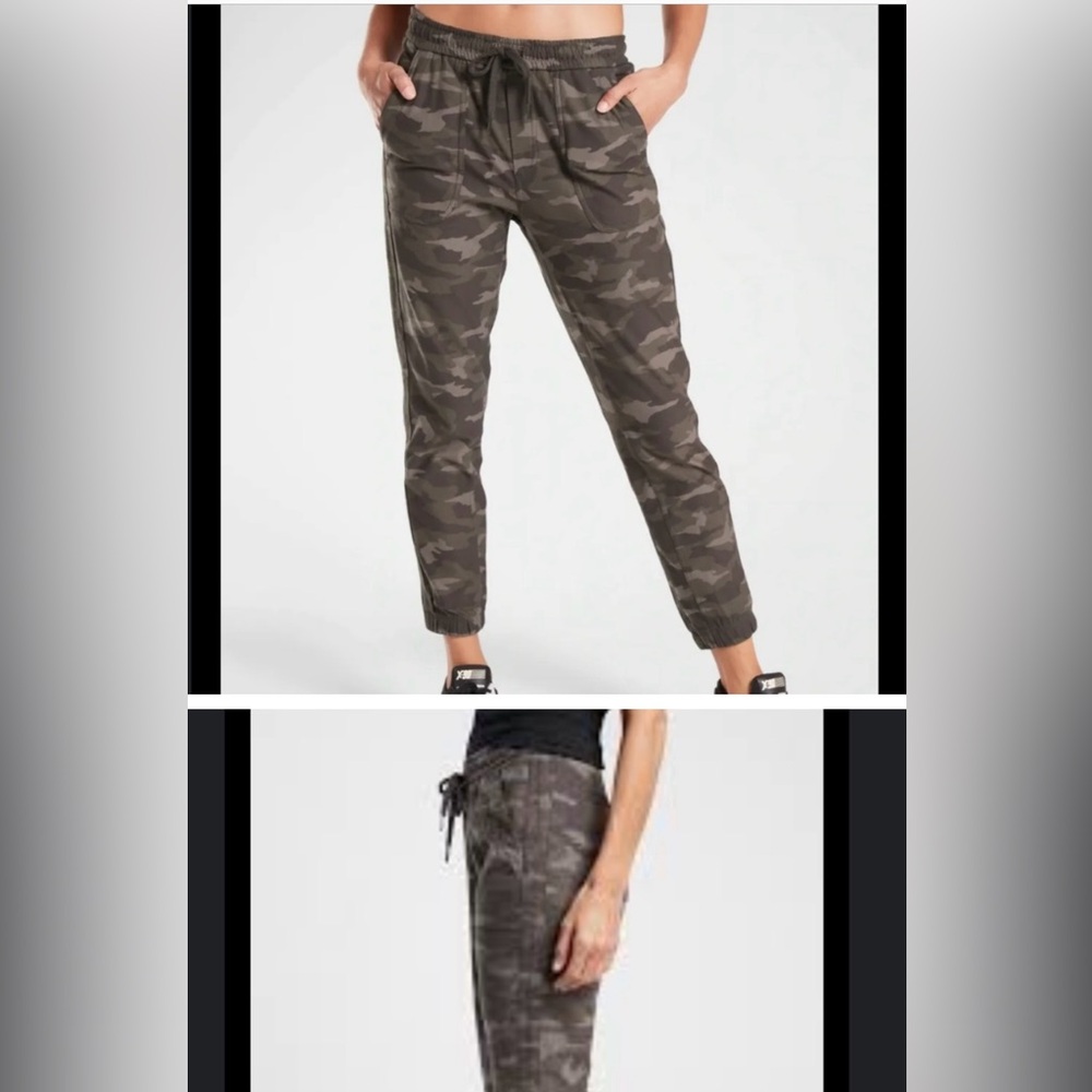 Athleta green camo joggers